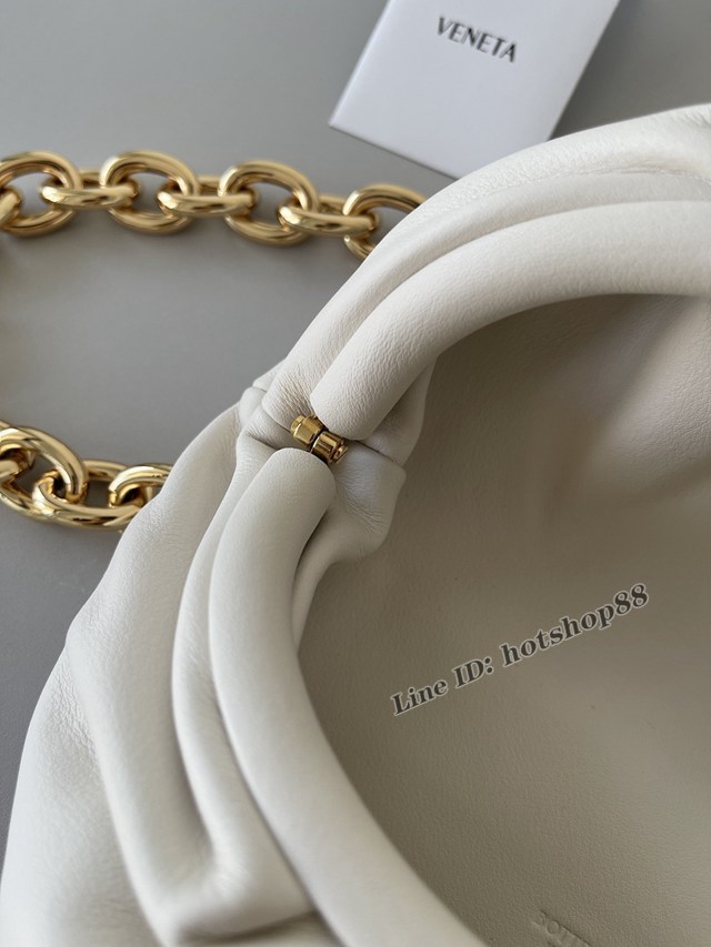 BV專櫃斜挎女包 葆蝶家早春新款鏈條雲朵包 651445 bbv1130